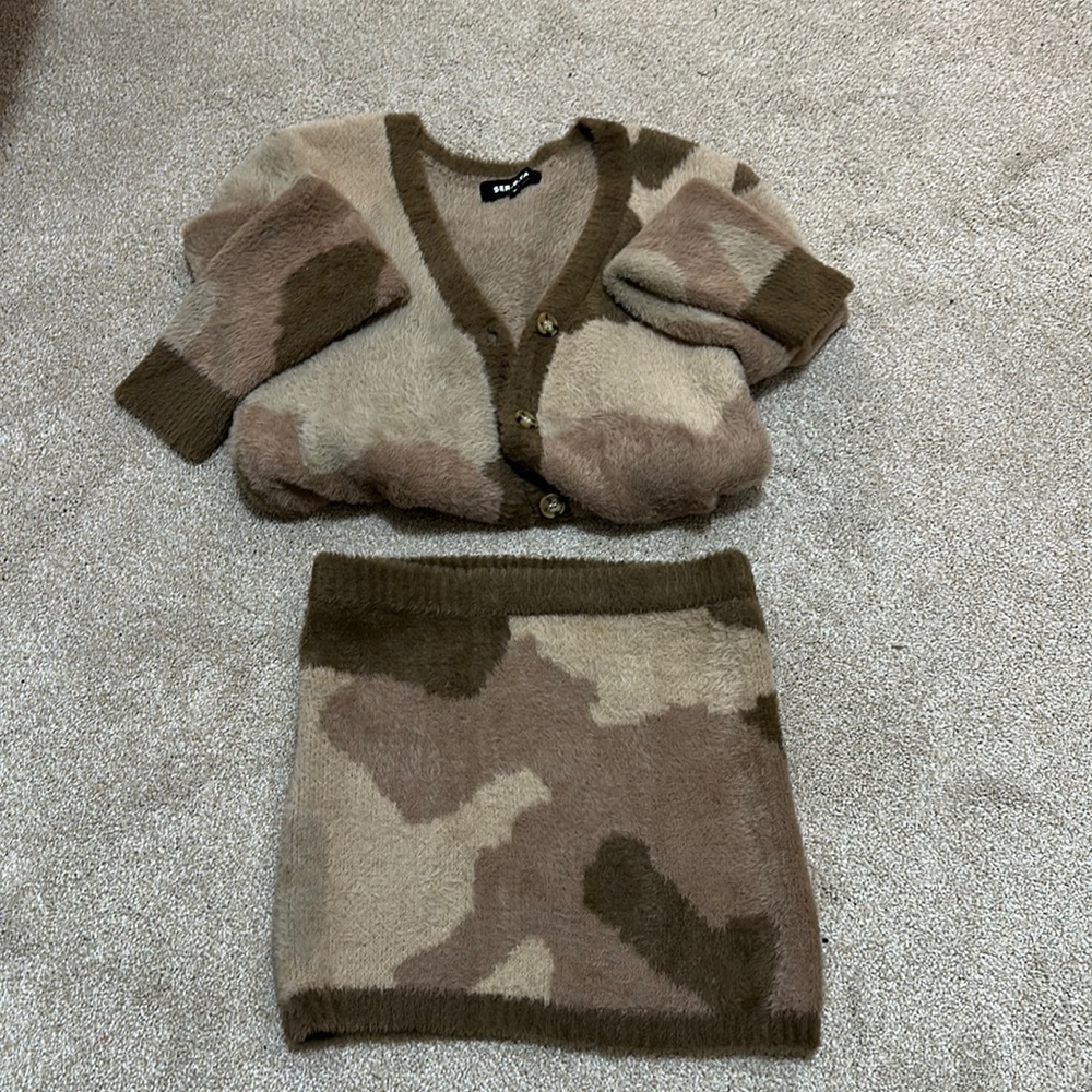 Sweater set - Never been worn